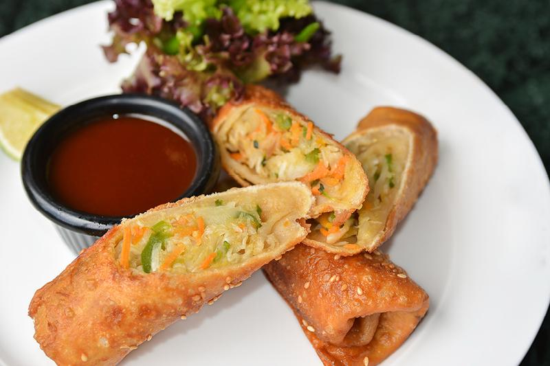 Chicken spring Rolls